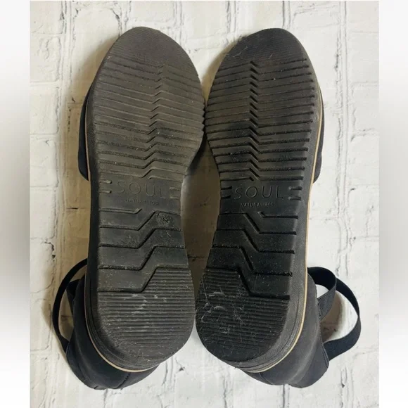 SOUL Naturalizer Women's Size 8 M Intro Black Flat Nubuck Shoes - Picture 9 of 11